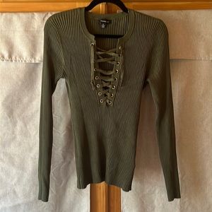 Green, ultra stretchy, tie up front sweater